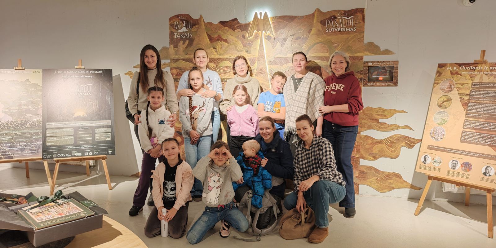 M.K.Čiurlionio motyvais Pasaulių sutvėrimas klubas Klaipėda