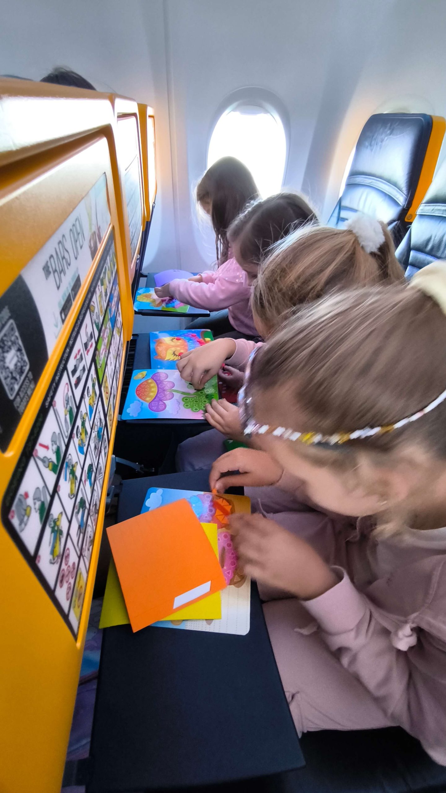 veiklos-vaikams-lektuve